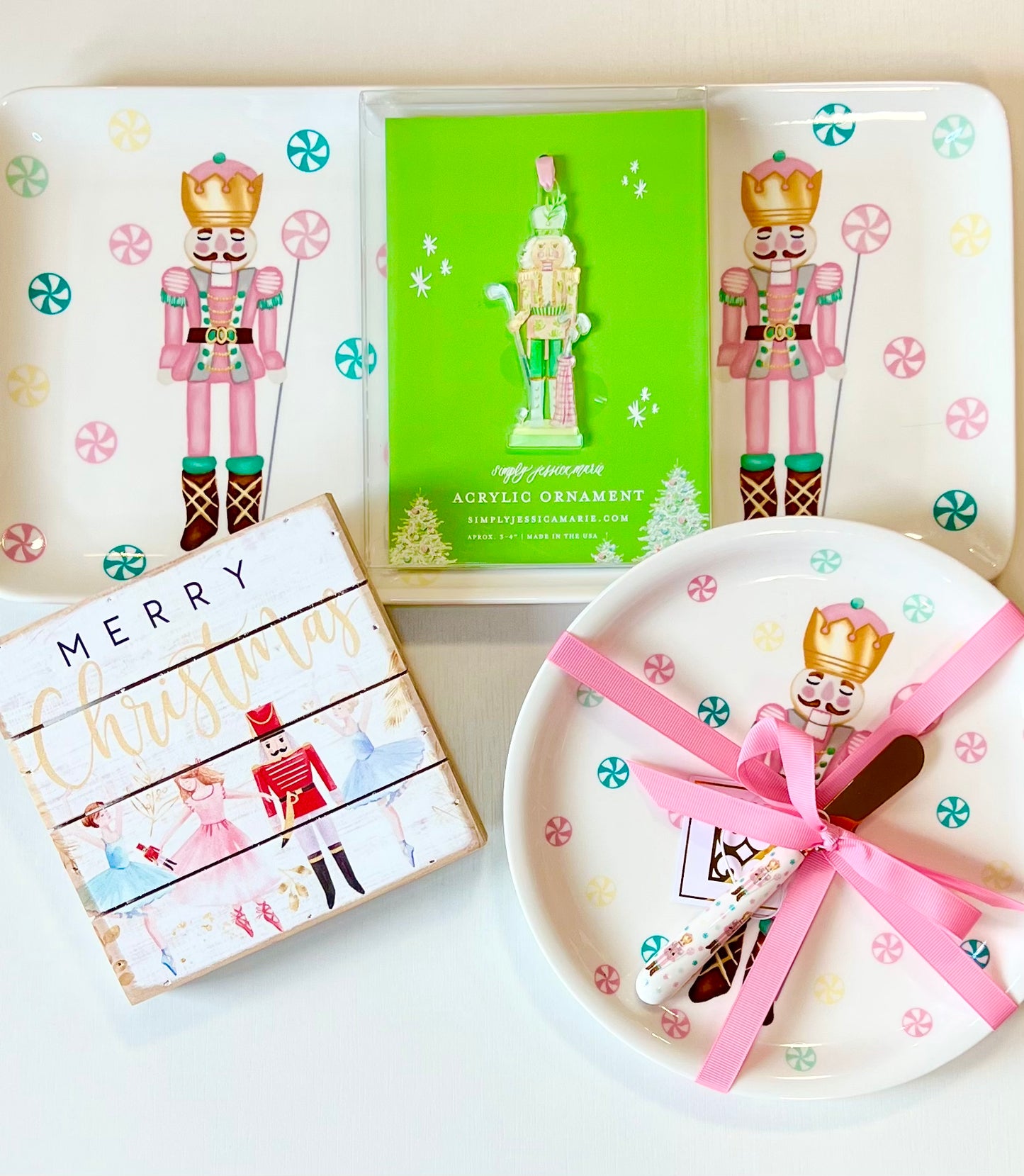 Nutcracker Serving Plate with Spreader